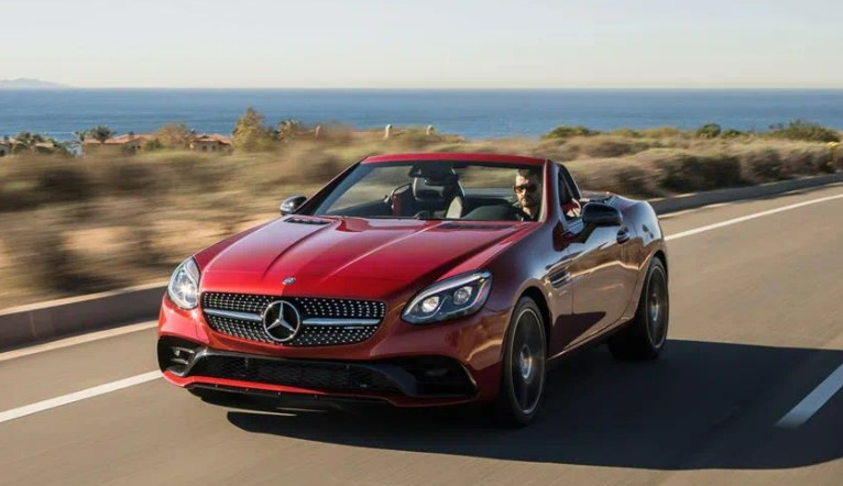 Review Mercedes Benz SLC 2023: A Sporty and Luxurious Convertible