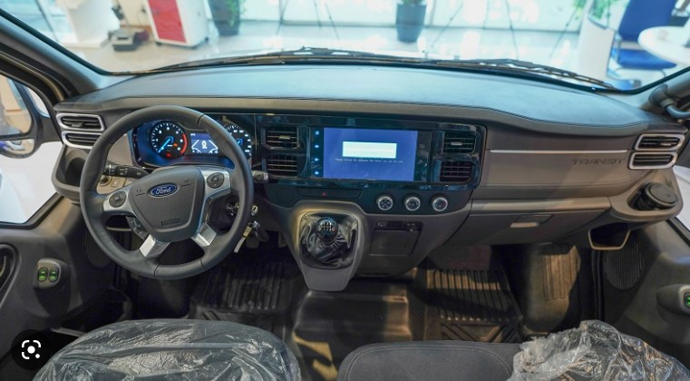 Review of Ford Transit: A Comprehensive Look at This Popular Commercial Vehicle