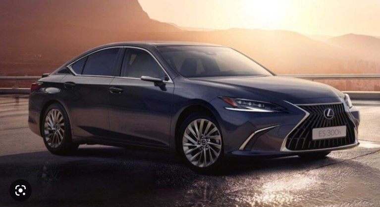 Review of 2023 Lexus ES: A Luxurious and Powerful Sedan