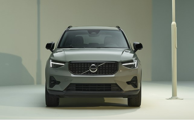 Review of Volvo XC40 2023: A Compact Luxury SUV With Plenty of Features