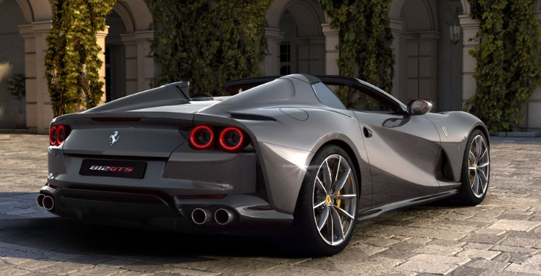Review of 2023 Ferrari 812 Superfast: The Ultimate Driving Experience