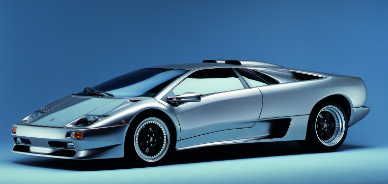 Review of Lamborghini Diablo: A Classic Supercar Icon