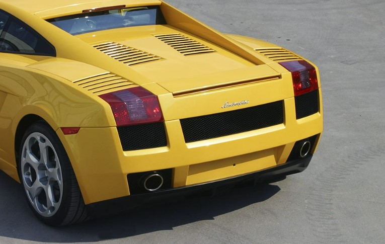 Review of Lamborghini Gallardo: A Super Car That Exudes Power and Elegance