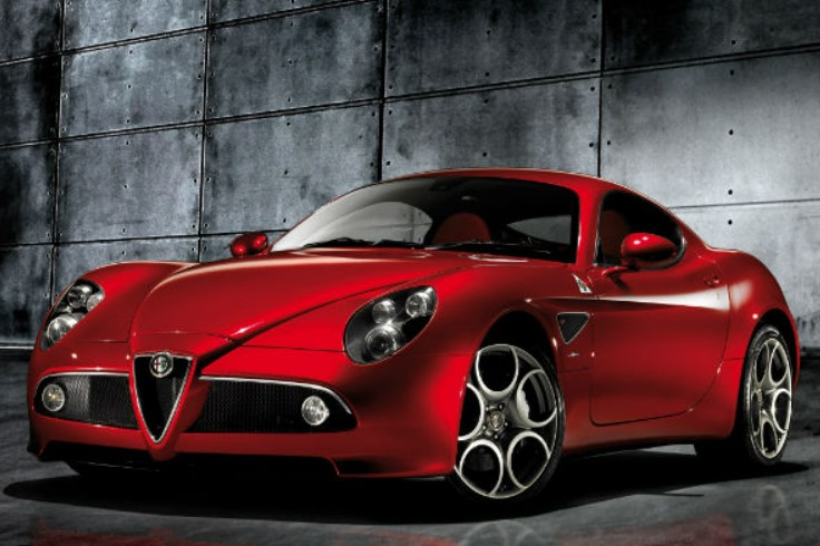 Review of Alfa Romeo 8C: The Quintessential Italian Sports Car