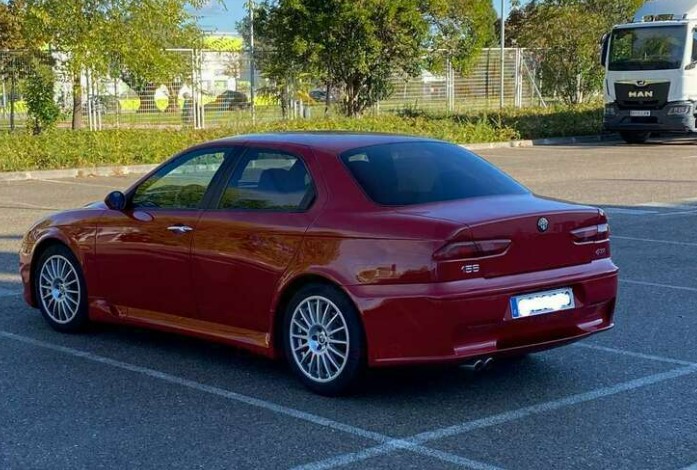 Review of Alfa Romeo 156: A Classic Italian Beauty