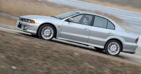Review of Mitsubishi Galant: A Comprehensive Guide to This Sedan