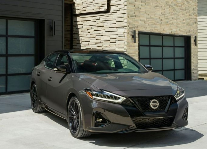 Review of Nissan Maxima: A Comprehensive Look at Nissan's Flagship Sedan