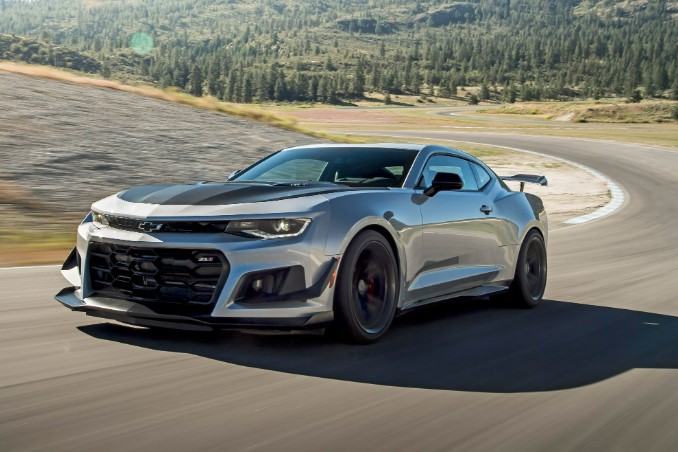 Review of Chevrolet Camaro: A Sporty and Powerful Muscle Car