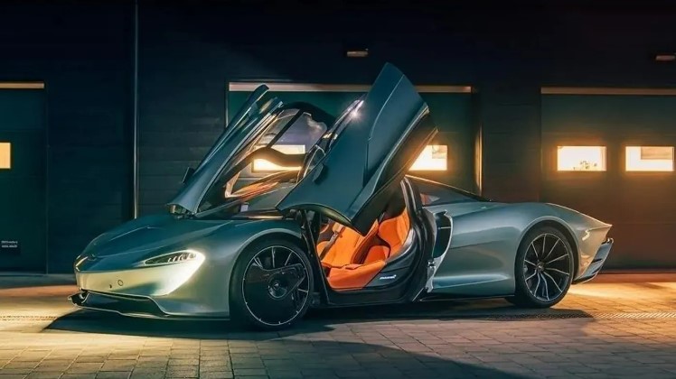 Review of 2023 McLaren Speedtail: The Ultimate Hypercar