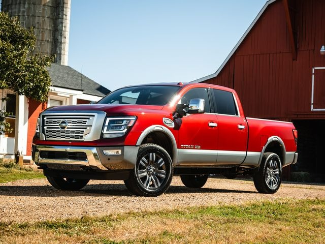 Review of Nissan Titan 2023: Power, Performance, and Luxury