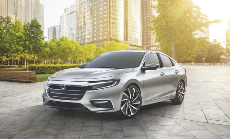 Review of 2023 Honda Insight: A Hybrid Car with High Efficiency and Modern Features