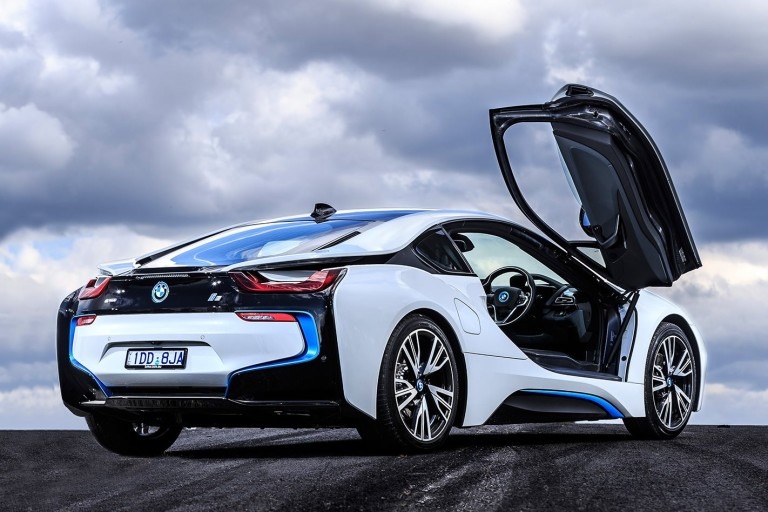 The BMW i8: A Revolutionary Hybrid Sports Car