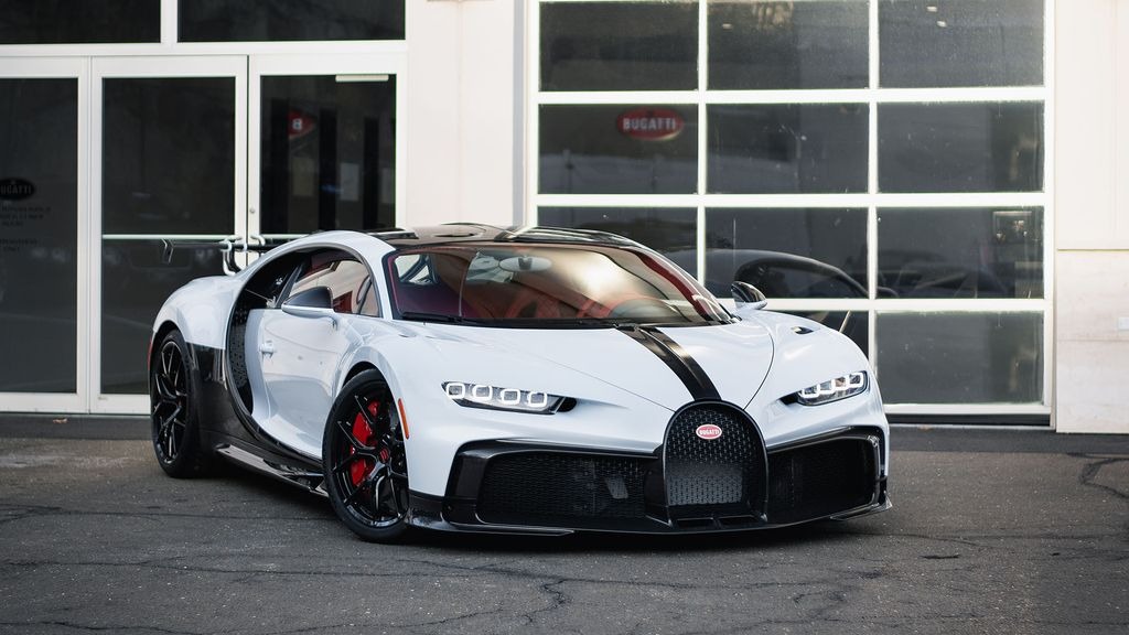 Is the Bugatti Chiron Worth the Price Tag? A Guide to the Ultimate Super Car