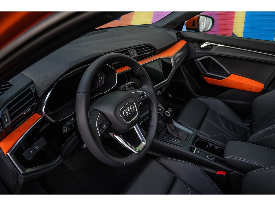 A Glimpse into the Luxurious Interior of the Audi Q3 2023