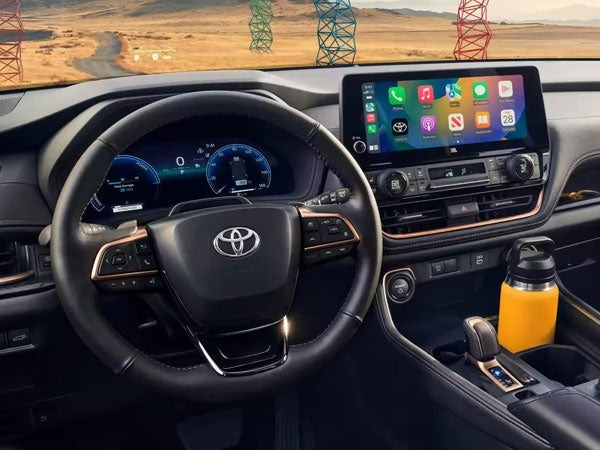Exploring the Luxurious Interior of the 2024 Toyota Grand Highlander