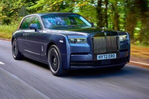Top 10 best super-luxury cars 2023