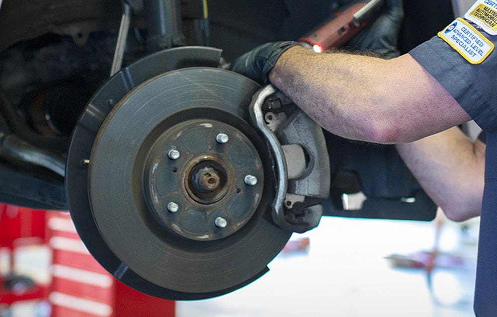 Signs that Need to be Checked for the Vehicle Brake System